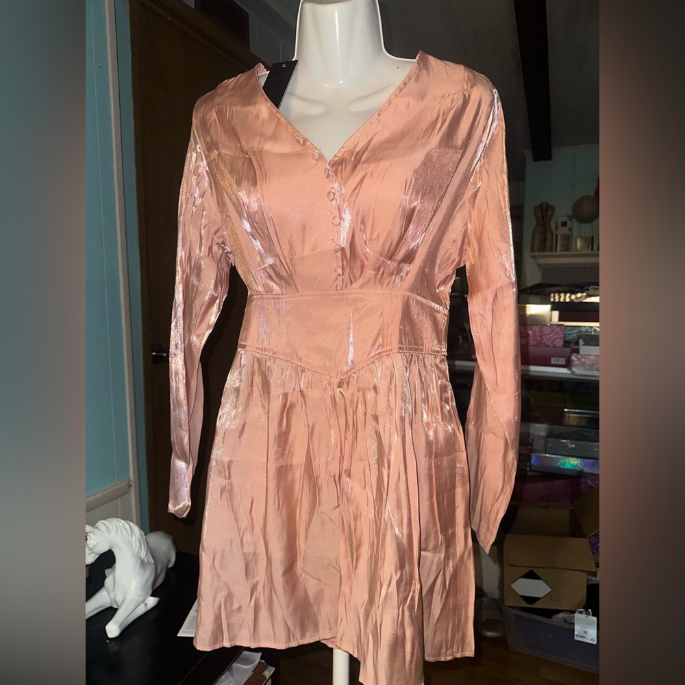 Nasty Gal Iridescent Peach Long Sleeve V-Neck Maxi Dress